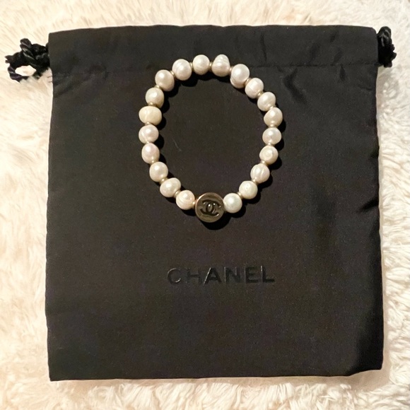 CHANEL Bracelet - Picture 1 of 2